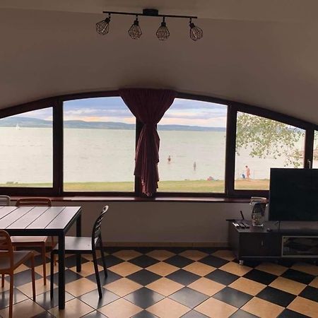 Szines Panorama Apartman Balatonlelle Εξωτερικό φωτογραφία