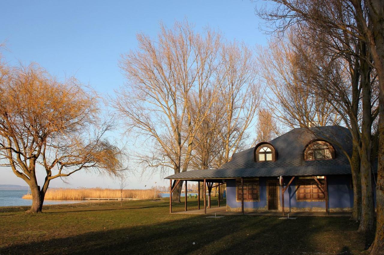 Szines Panorama Apartman Balatonlelle Εξωτερικό φωτογραφία